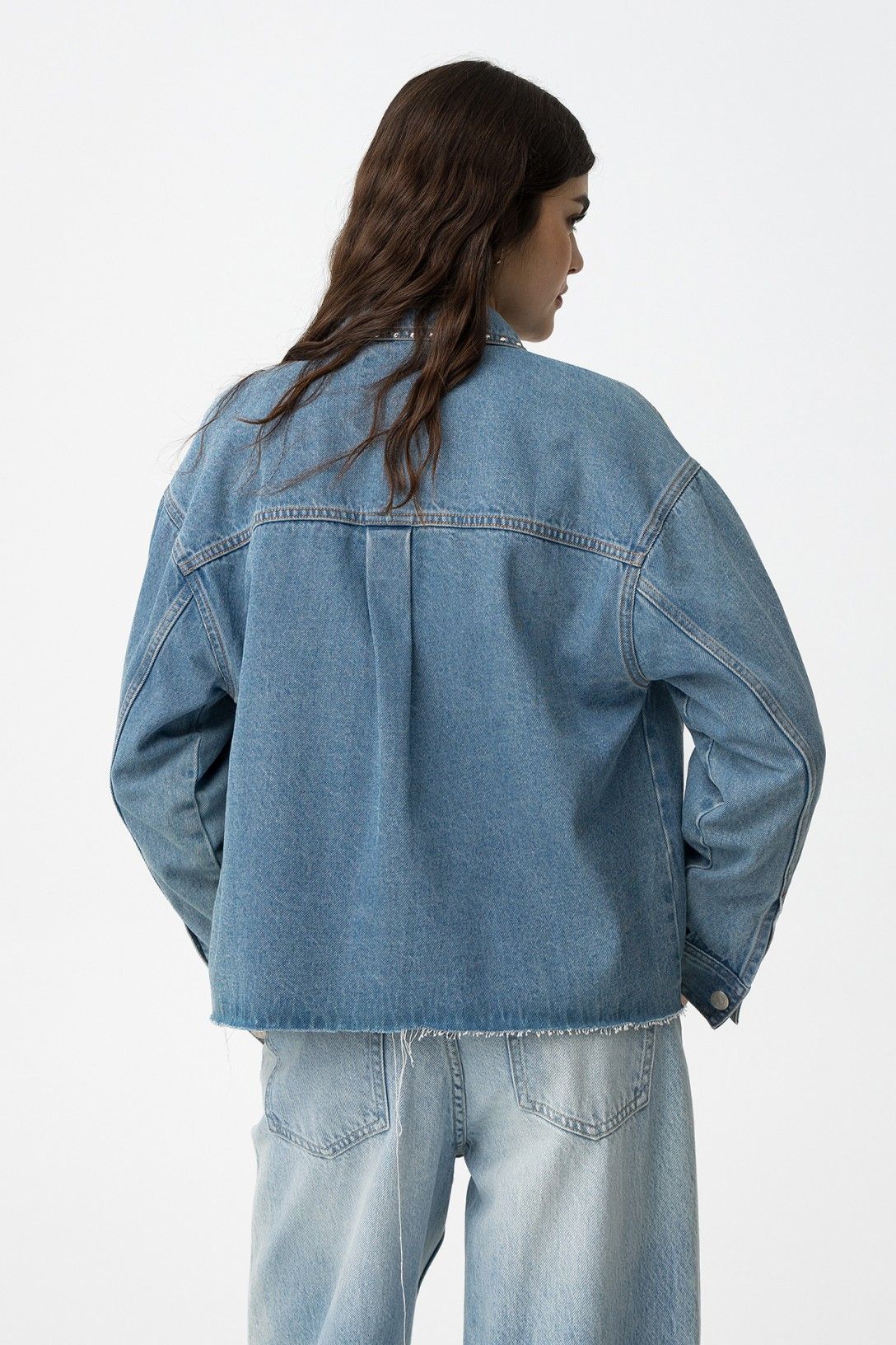 Camisa vaquera con Tachuelas