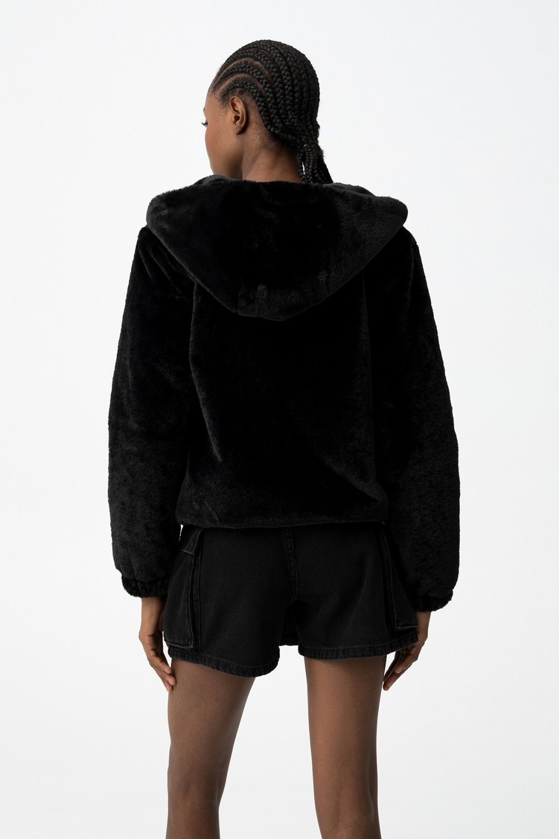 Abrigo  de pelo sintético