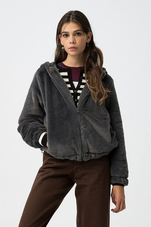 Abrigo  de pelo sintético