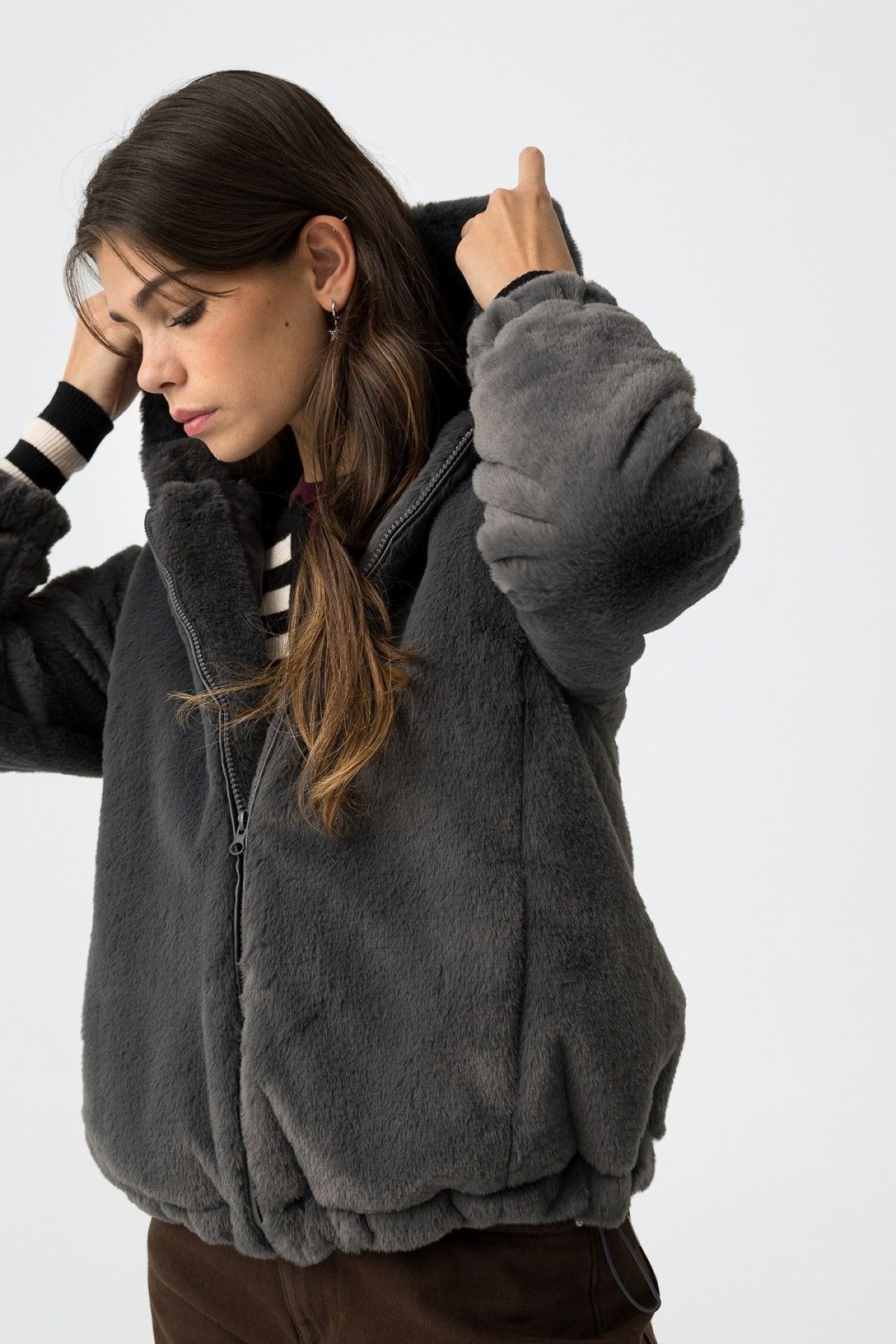 Abrigo  de pelo sintético