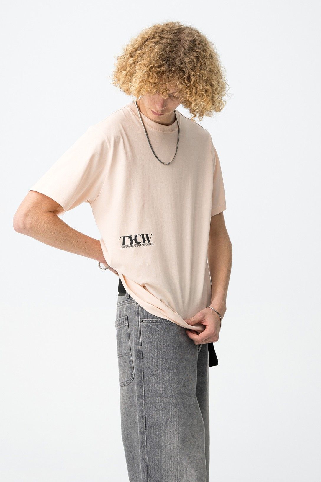 Camiseta Manga Corta Oversize.