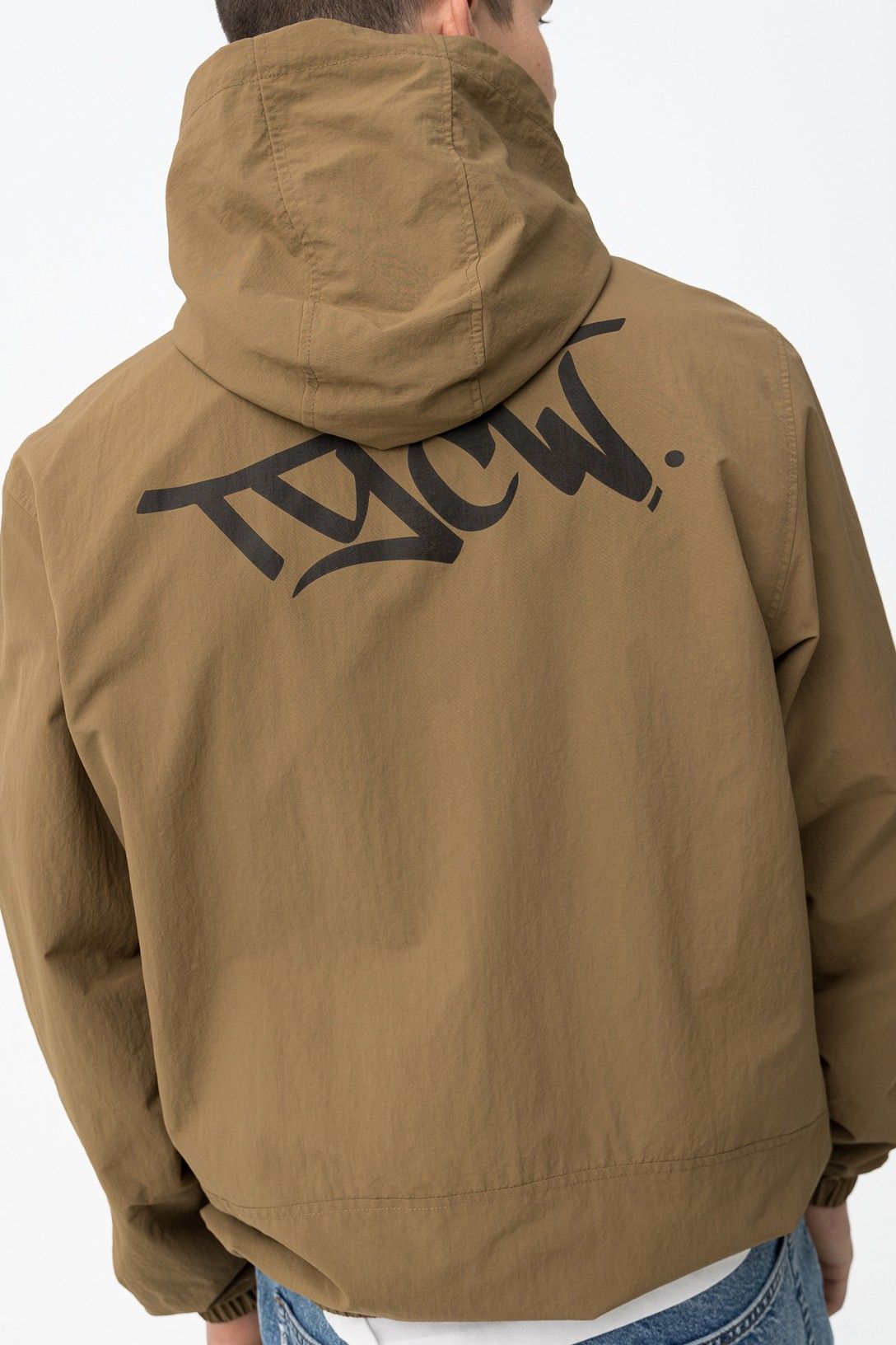 Cazadora Ancha Capucha