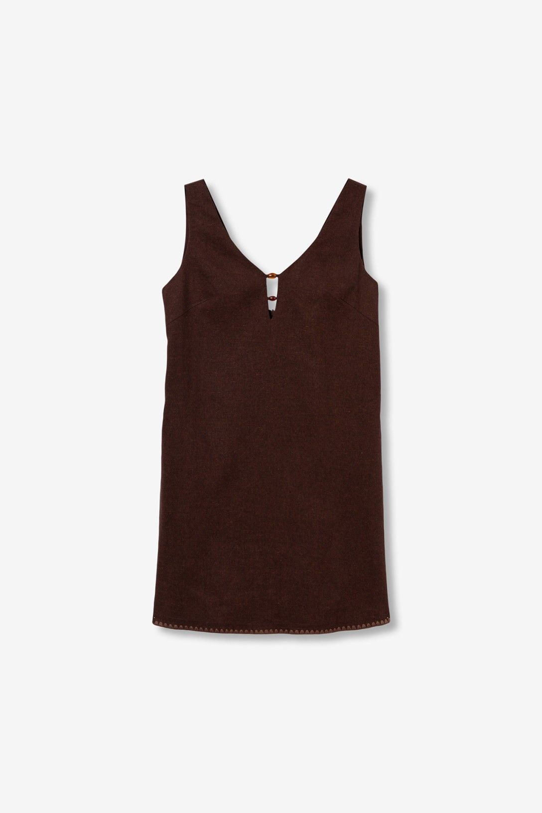Vestido corto  con escote en V.
