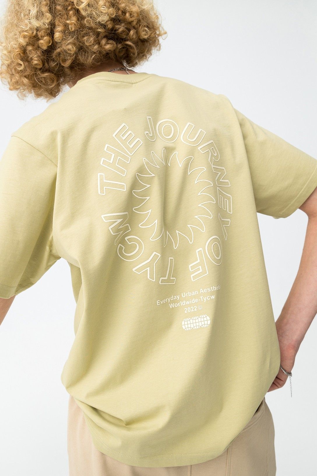 Camiseta estampa Minimal manga corta.