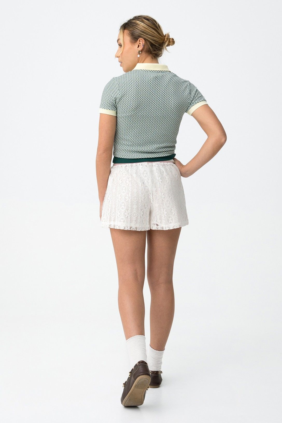 Shorts Corte Regular Encaje floral