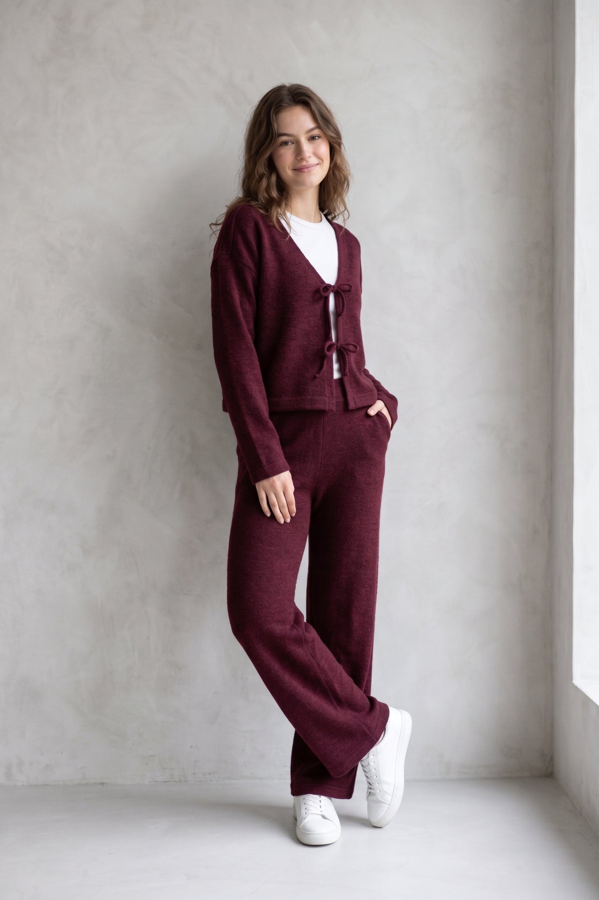 Pantalón de punto granate
