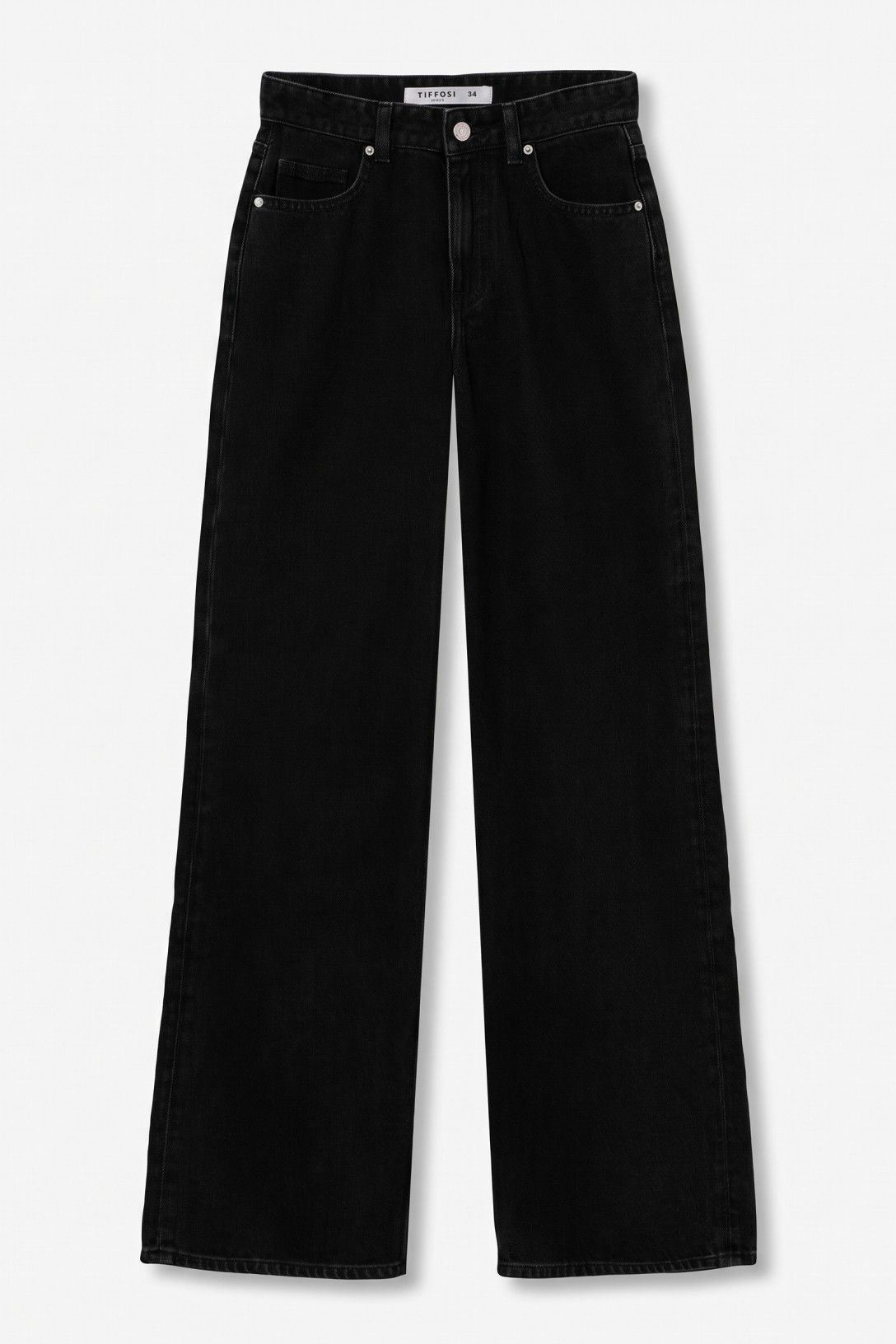 Pantalón vaquero pierna ancha y tiro alto.