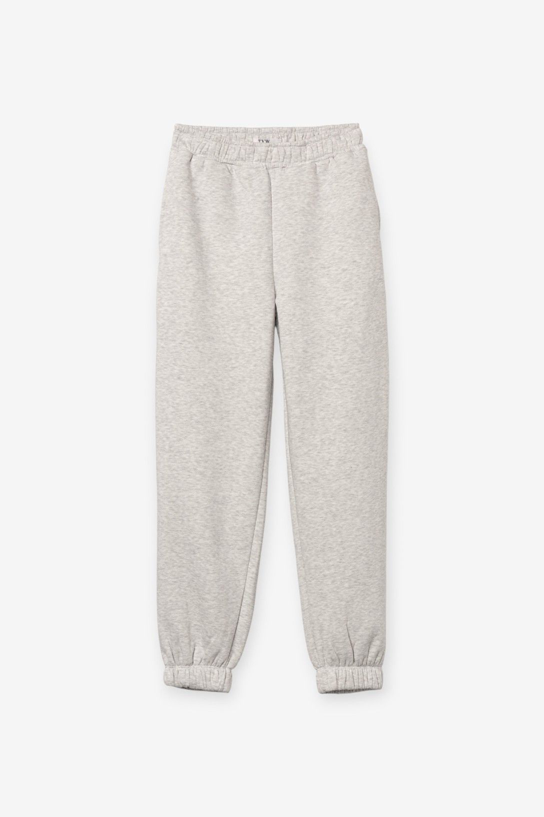 Pantalón jogger gris.