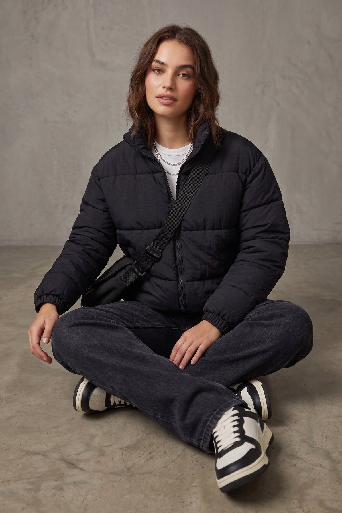 Chaquetón acolchado térmico negro.