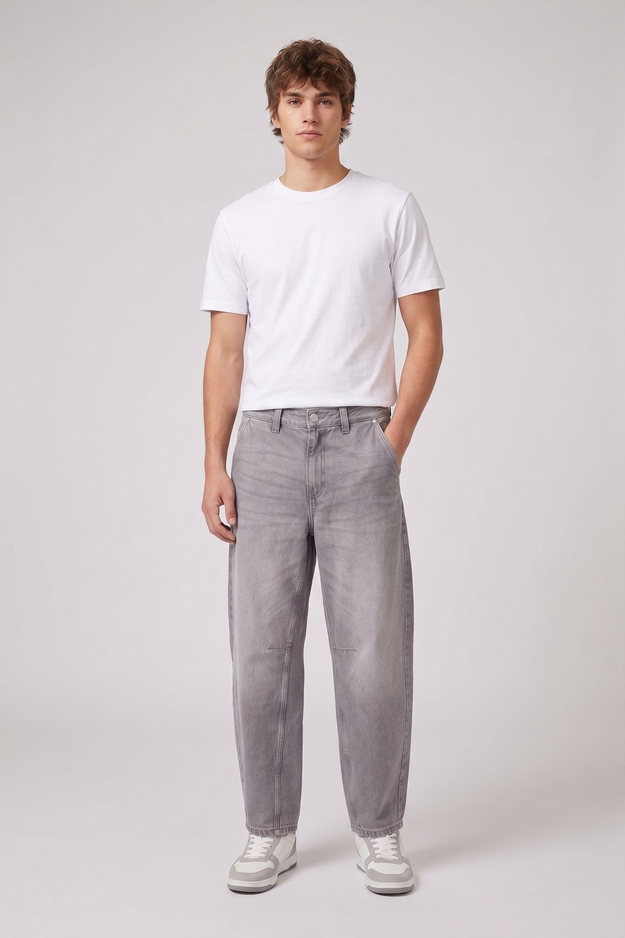 Pantalón vaquero corte balloon fit, gris lavado,  chico.