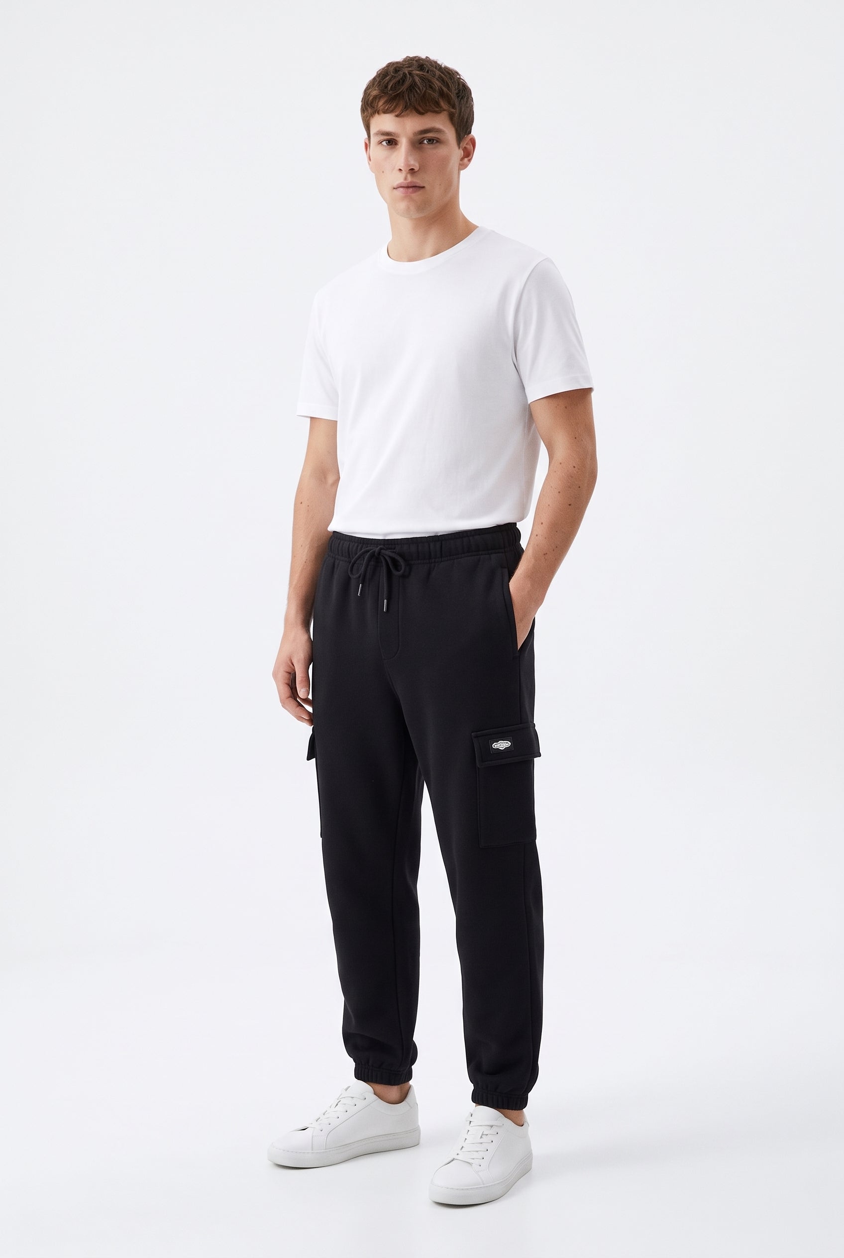 Pantalón cargo negro