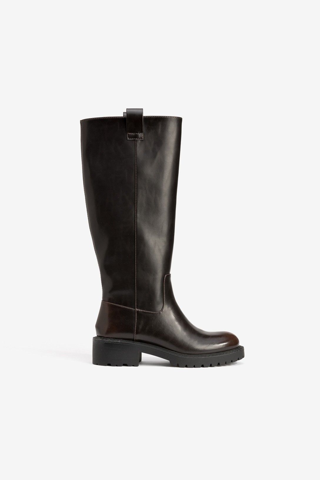 Bota caña alta cremallera tacón bajo, marron oscuro.