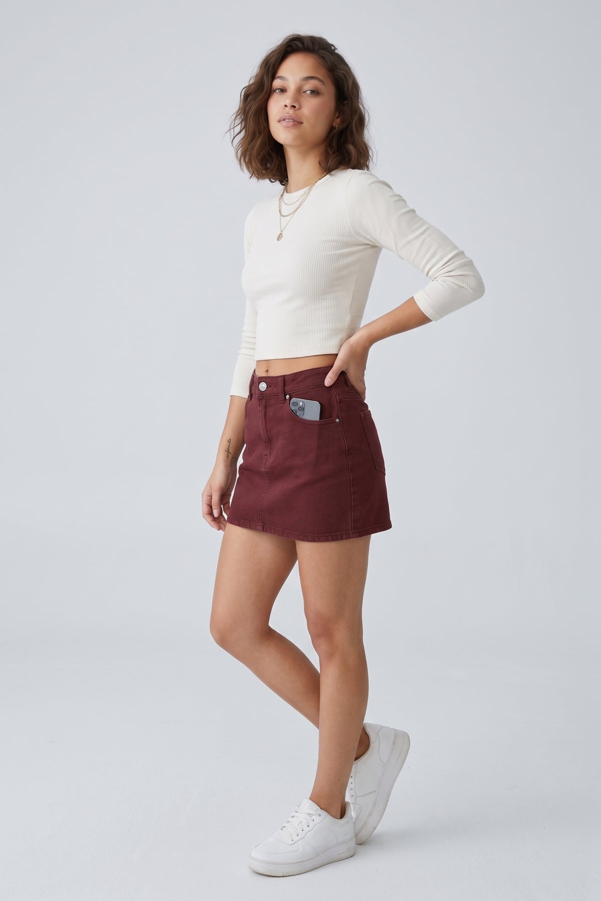 Bermuda efecto minifalda