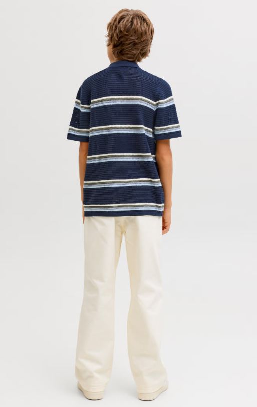 Polo Juvenil a Rayas con Cuello Clásico.