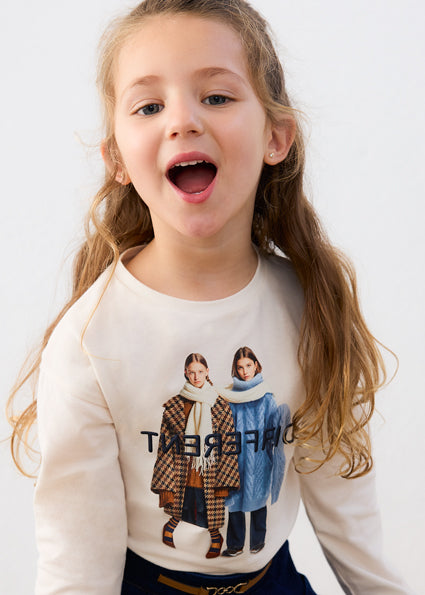 Camiseta estampado gráfico manga larga niña.