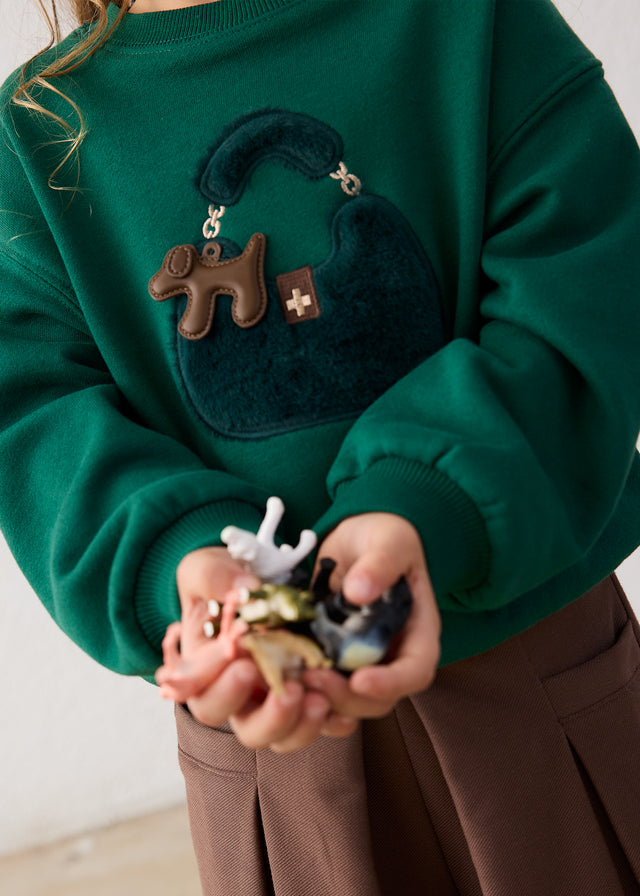 Sudadera de felpa verde esmeralda con aplique de bolso y perrito, niña.