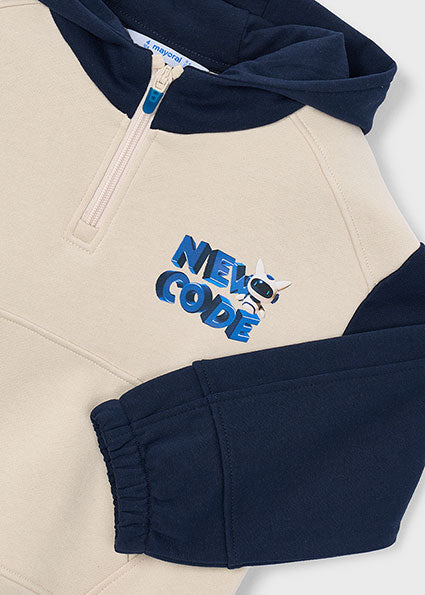 Sudadera con capucha y bolso canguro niño.