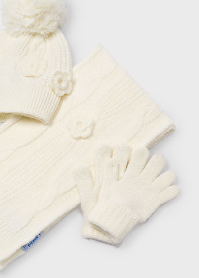 Conjunto gorro bufanda flores 3d niña