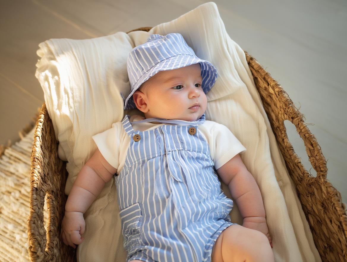 Pelele Corto Rayas Con Gorro