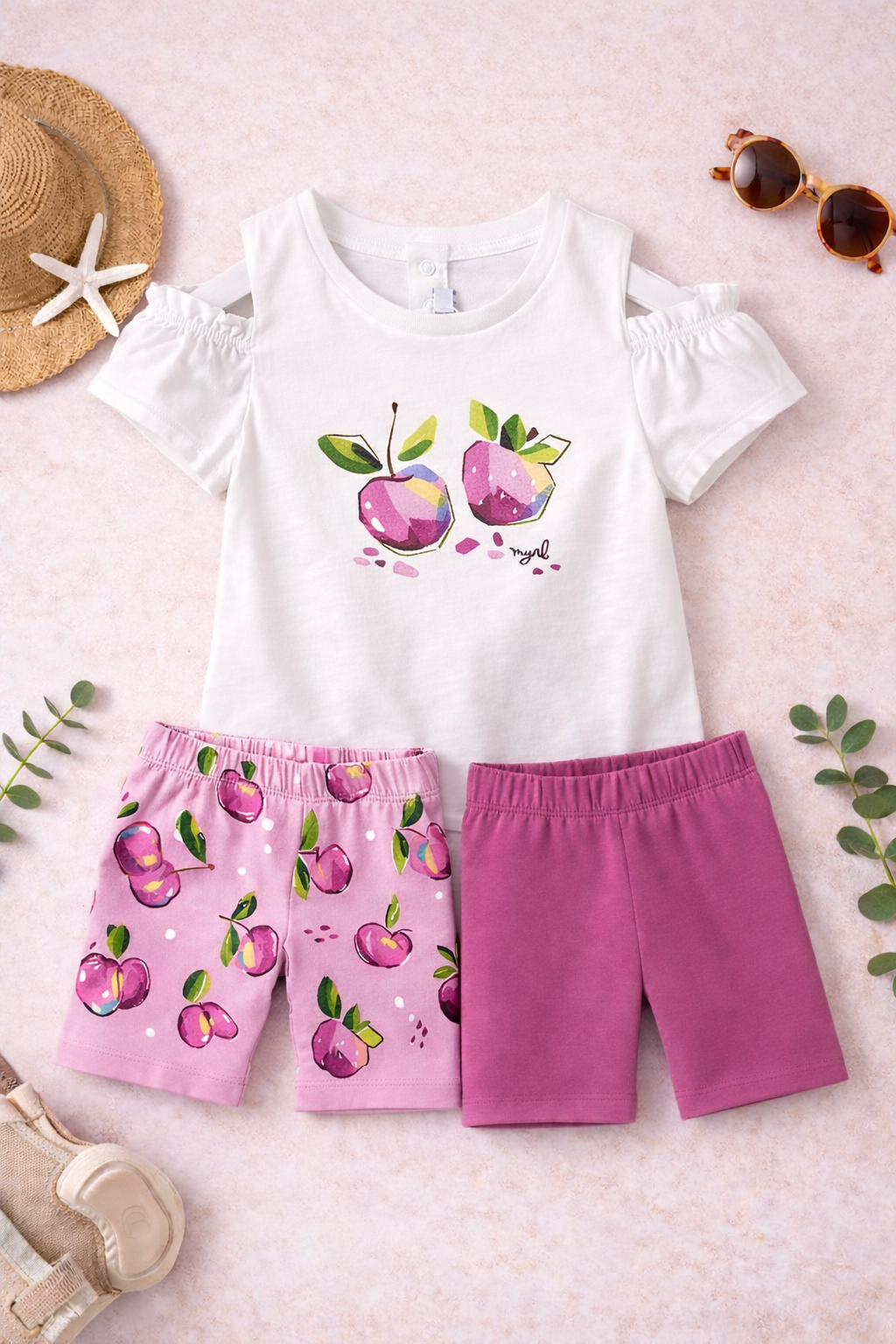 Conjunto camiseta y dos leggins