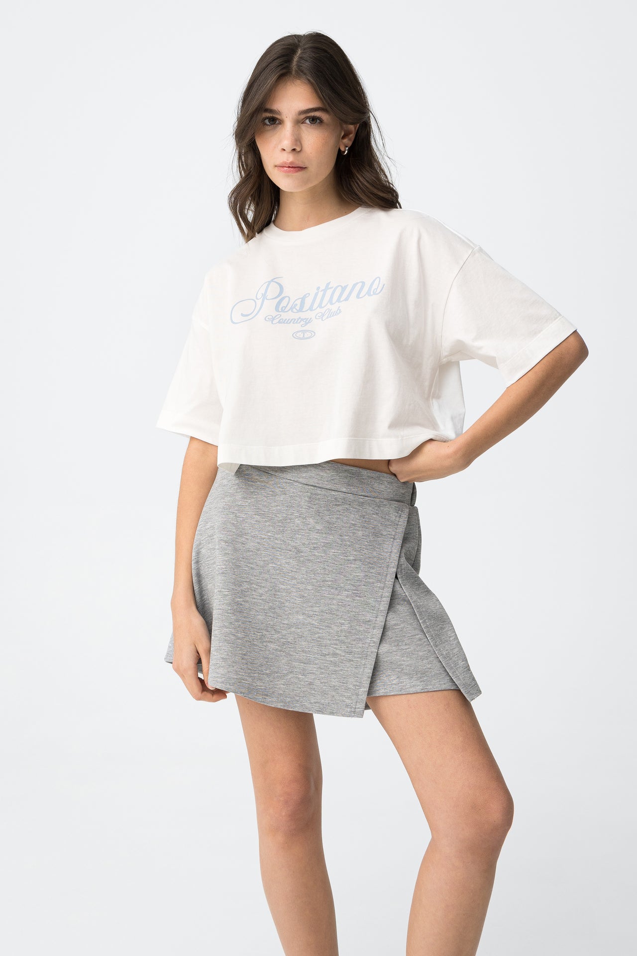Camiseta crop de manga corta