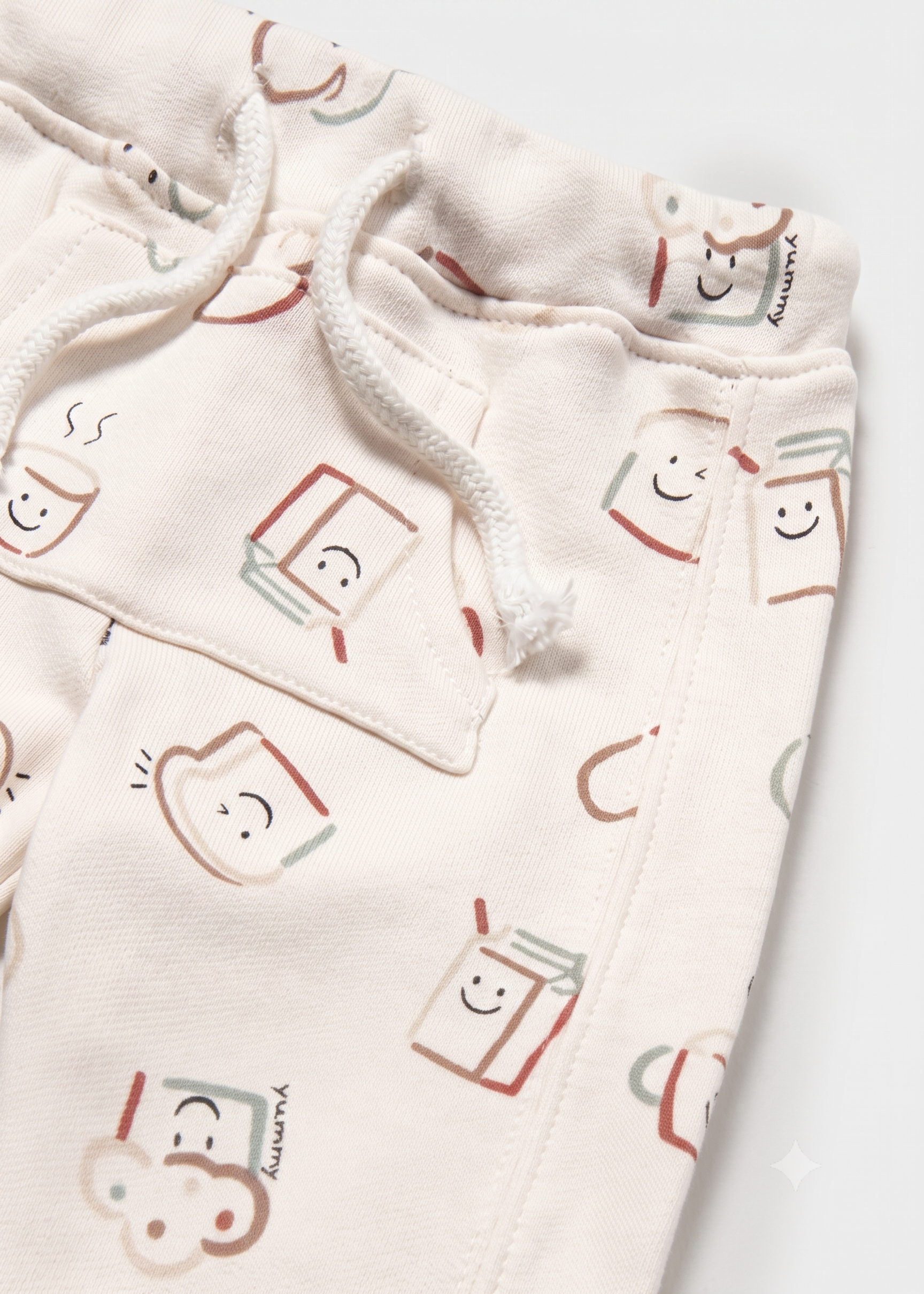 Pantalón largo con puño bebé unisex.