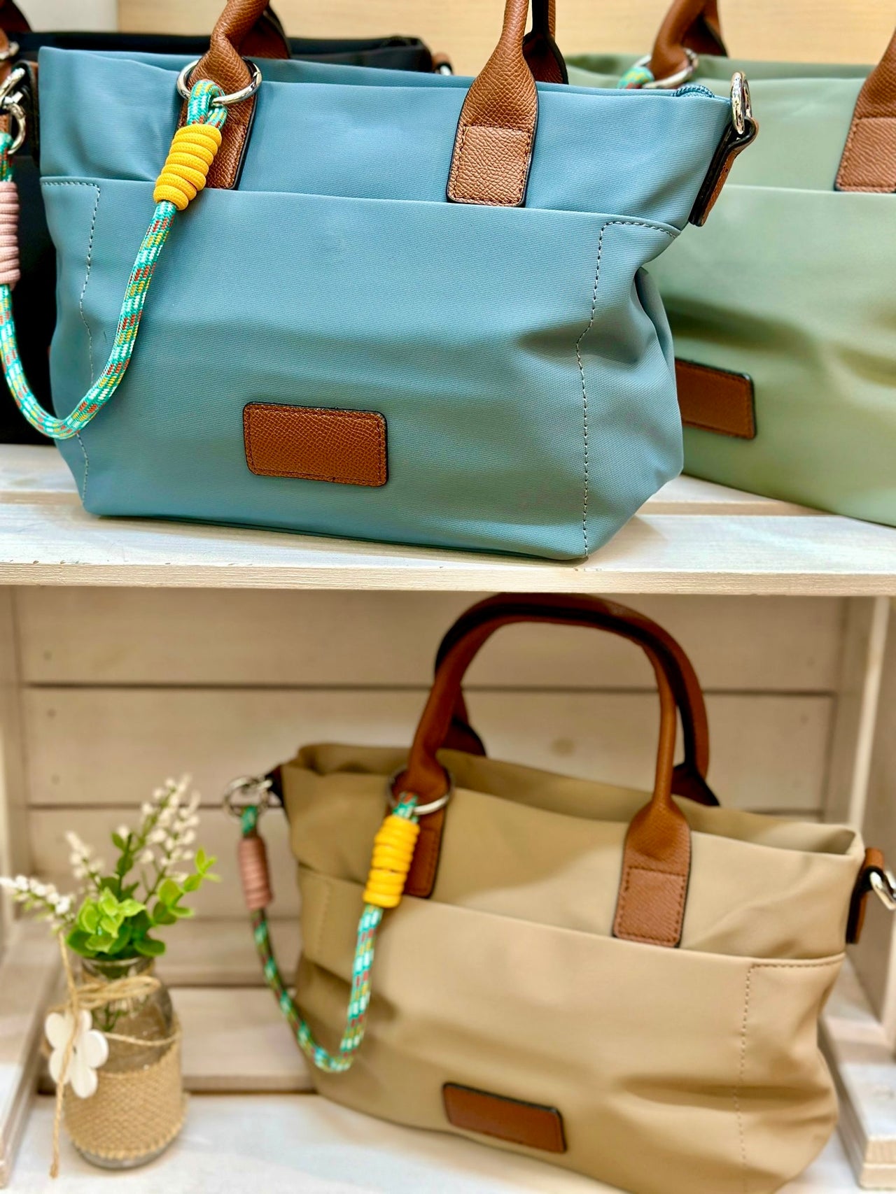 Bolso Mano con correa