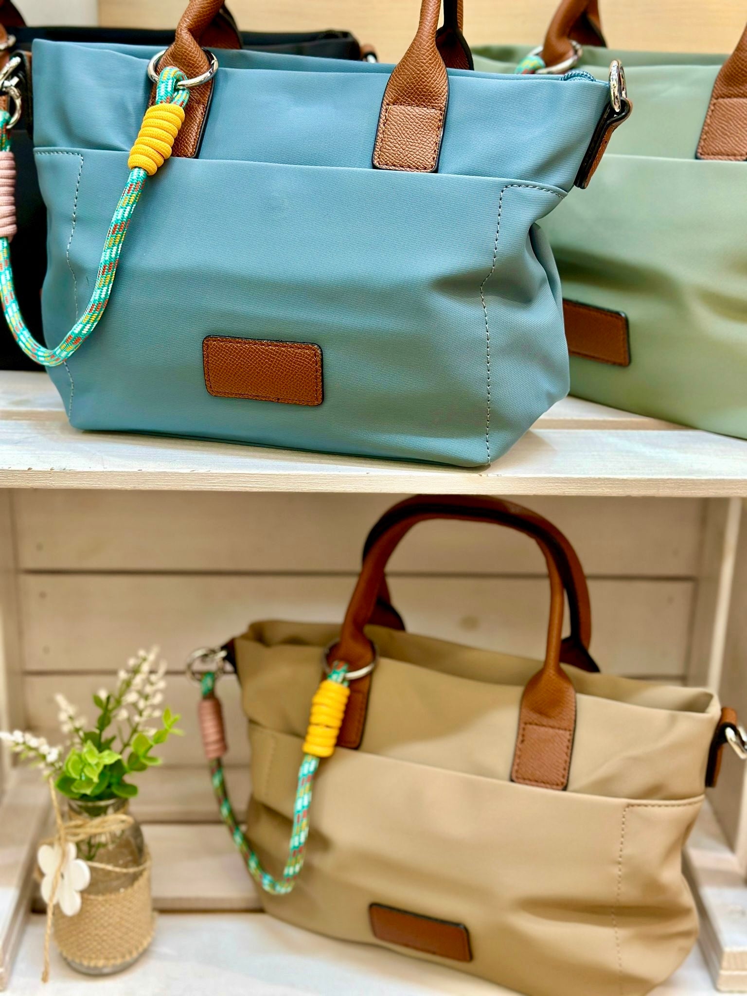 Bolso Mano con correa