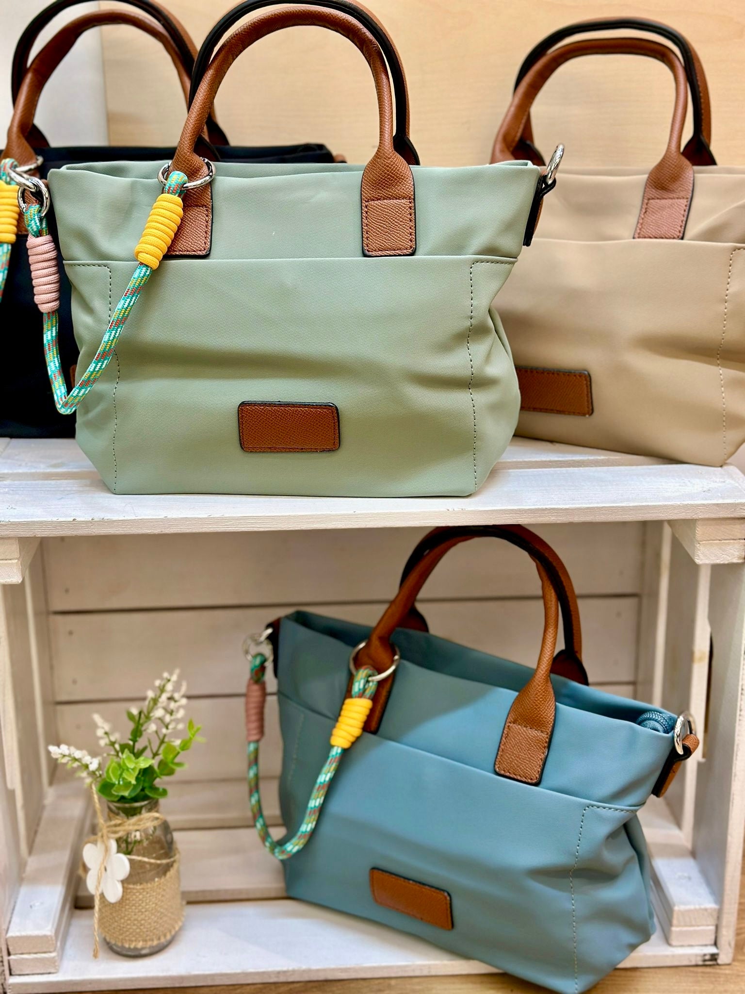 Bolso Mano con correa