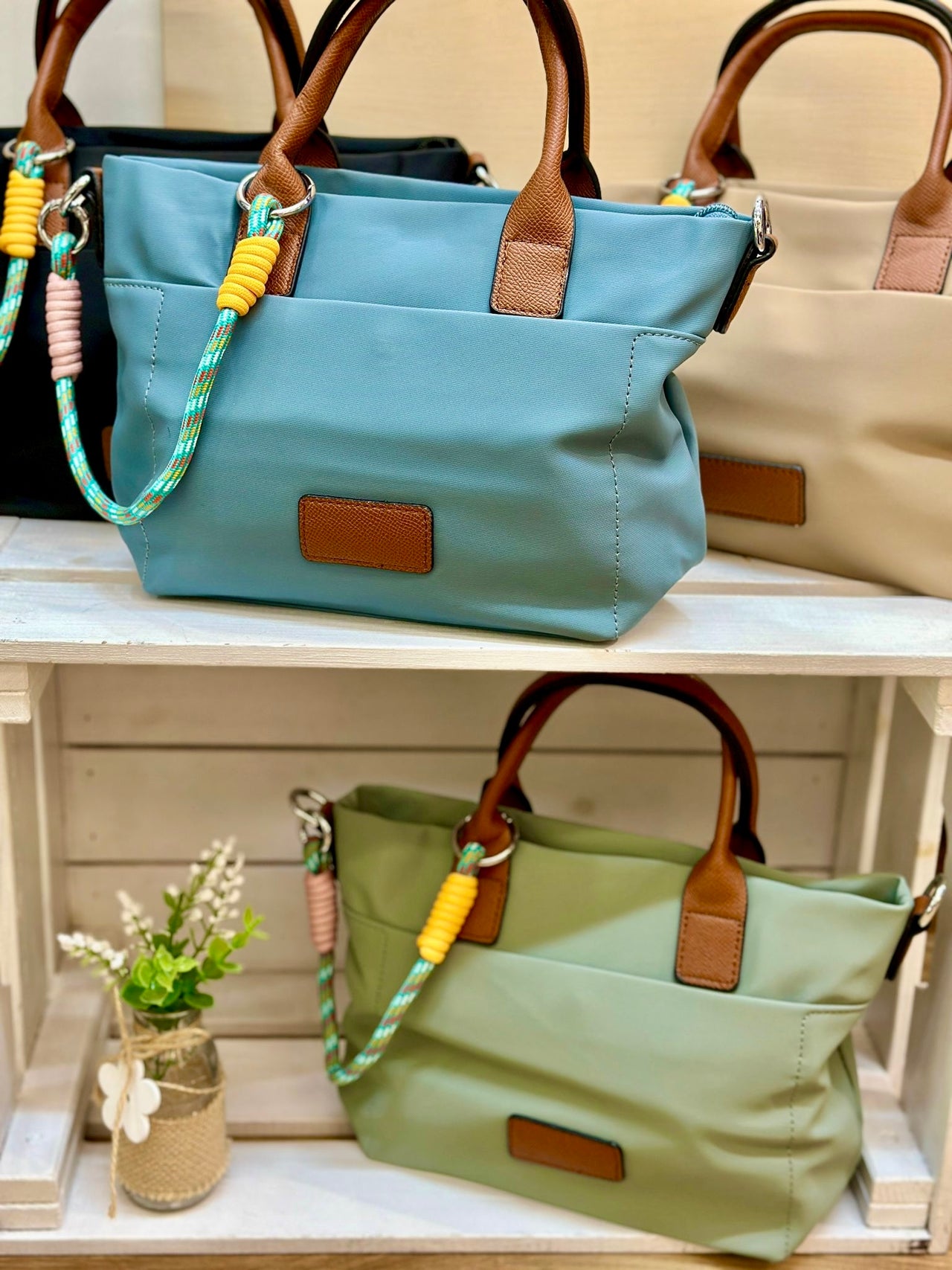 Bolso Mano con correa