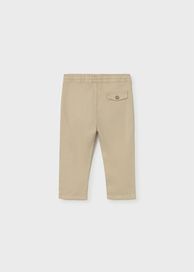 Pantalón tipo chino