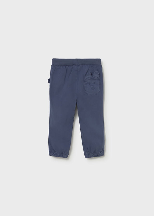 Pantalon jogger bolsillo.