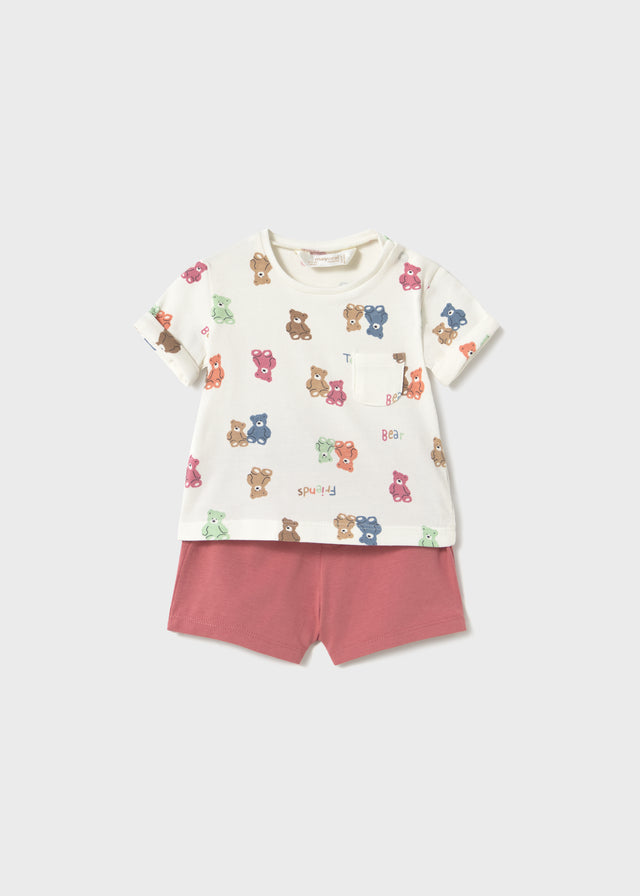 Conjunto  4 piezas, dos camisetas y dos shorts.