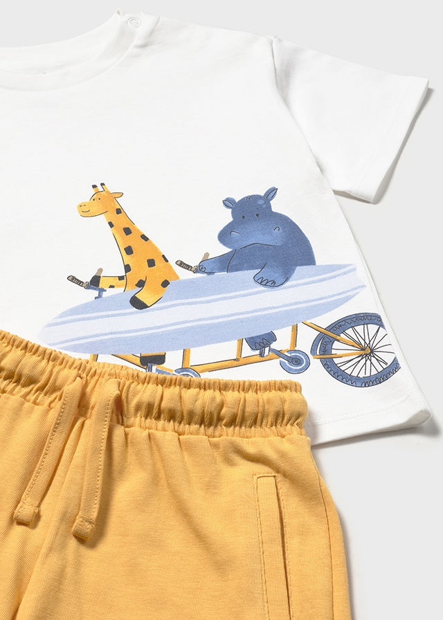 Conjunto bebé camiseta y short