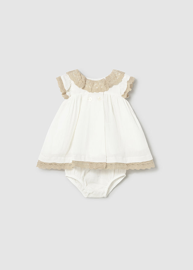 Conjunto bebé vestido y braguita con encaje