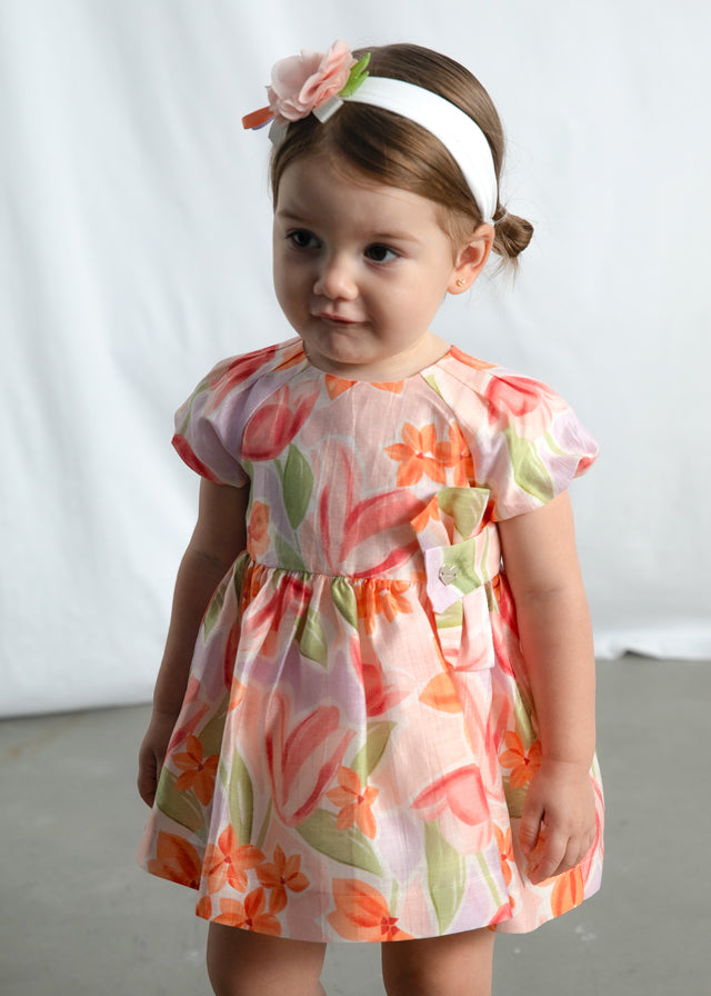 Vestido bebé estampado floral.