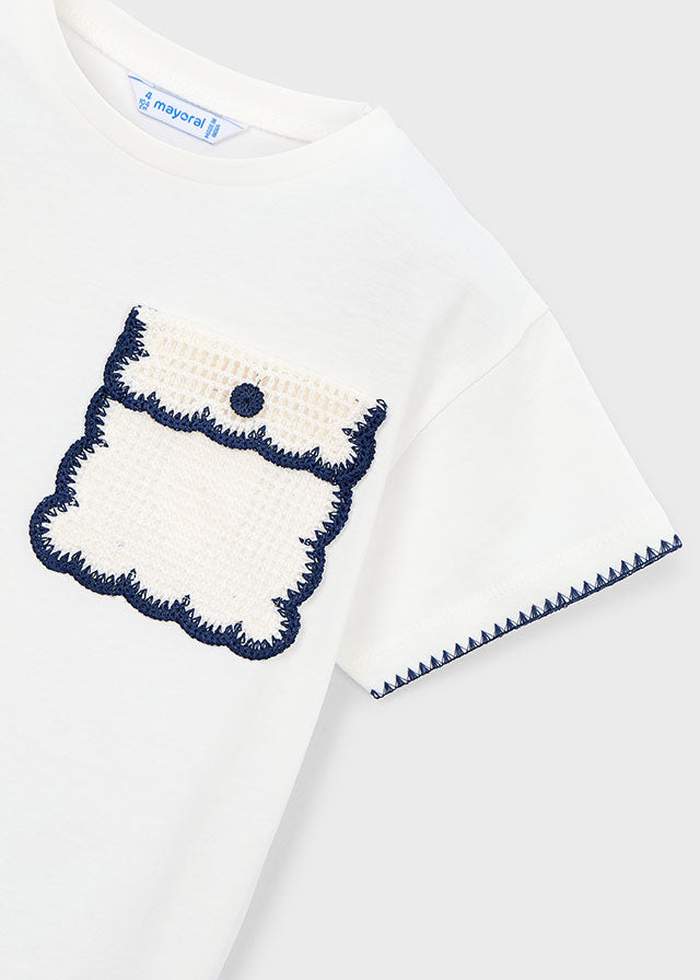 Camiseta manga corta aplique