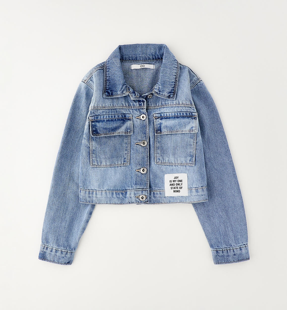 Chaqueta vaquera corta