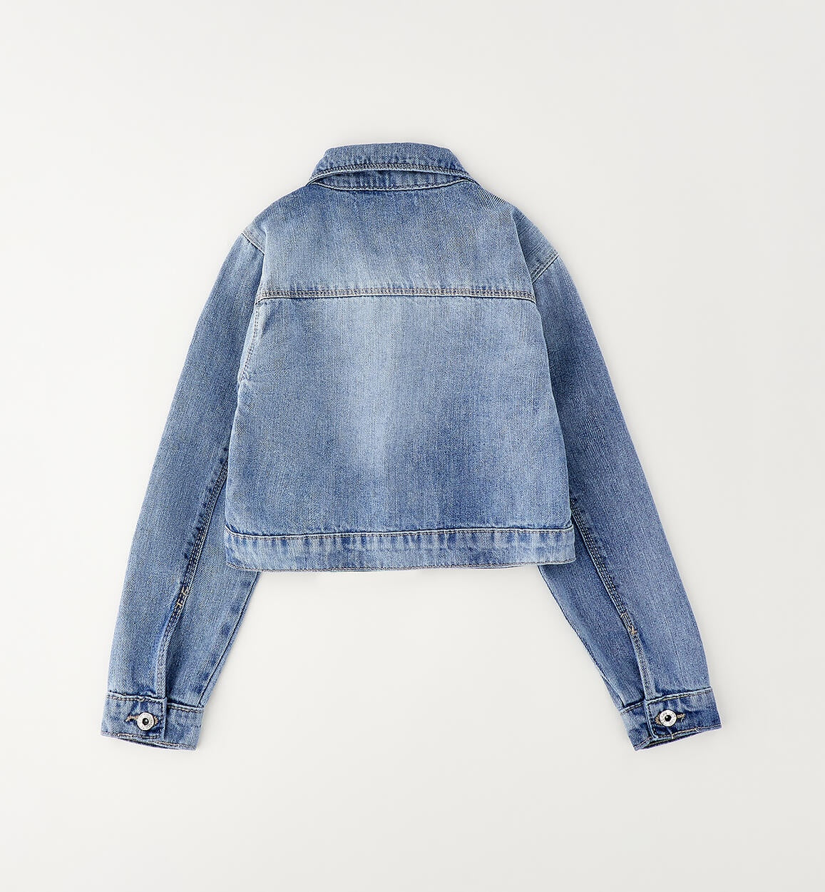Chaqueta vaquera corta