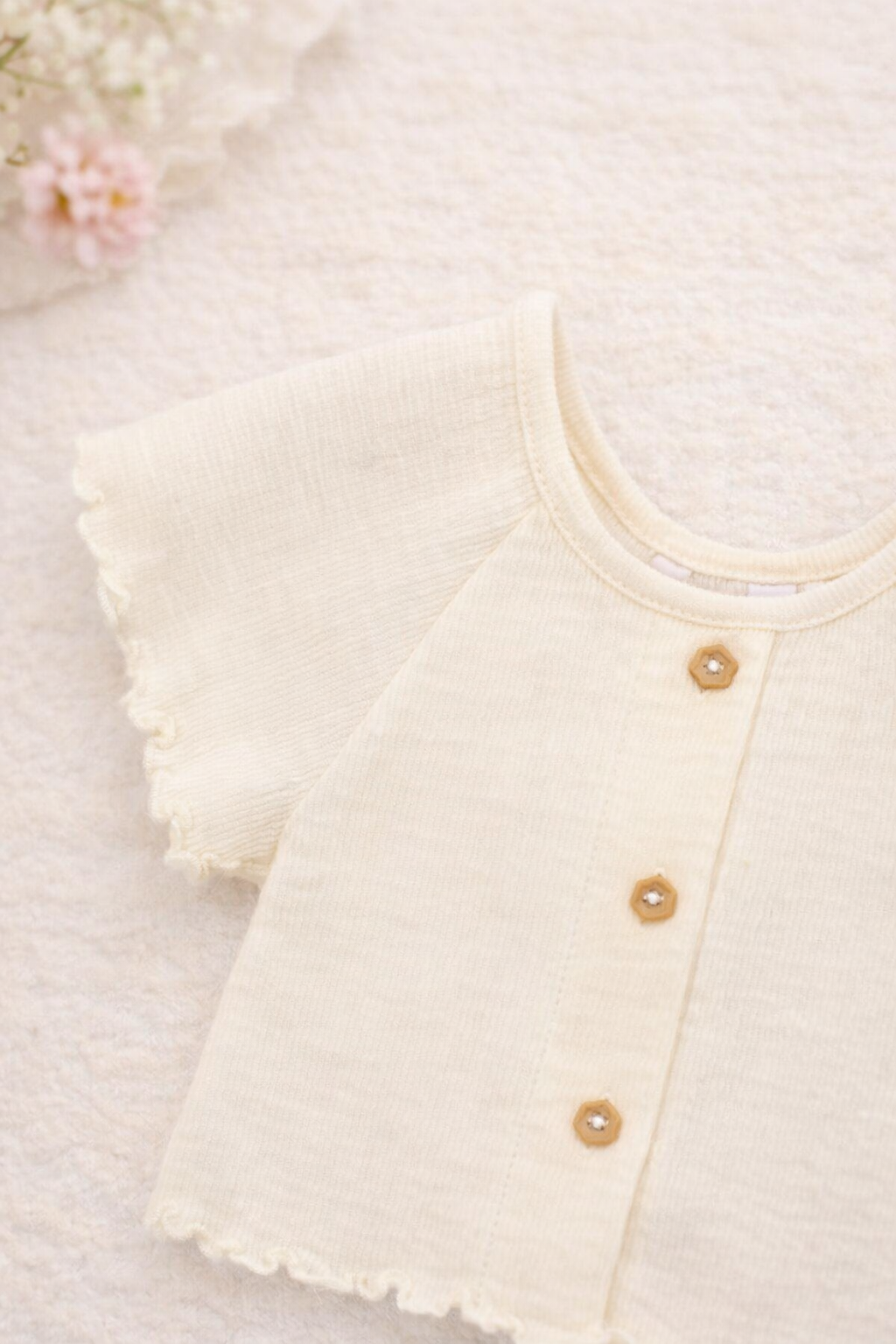 Camiseta manga corta volantes niña