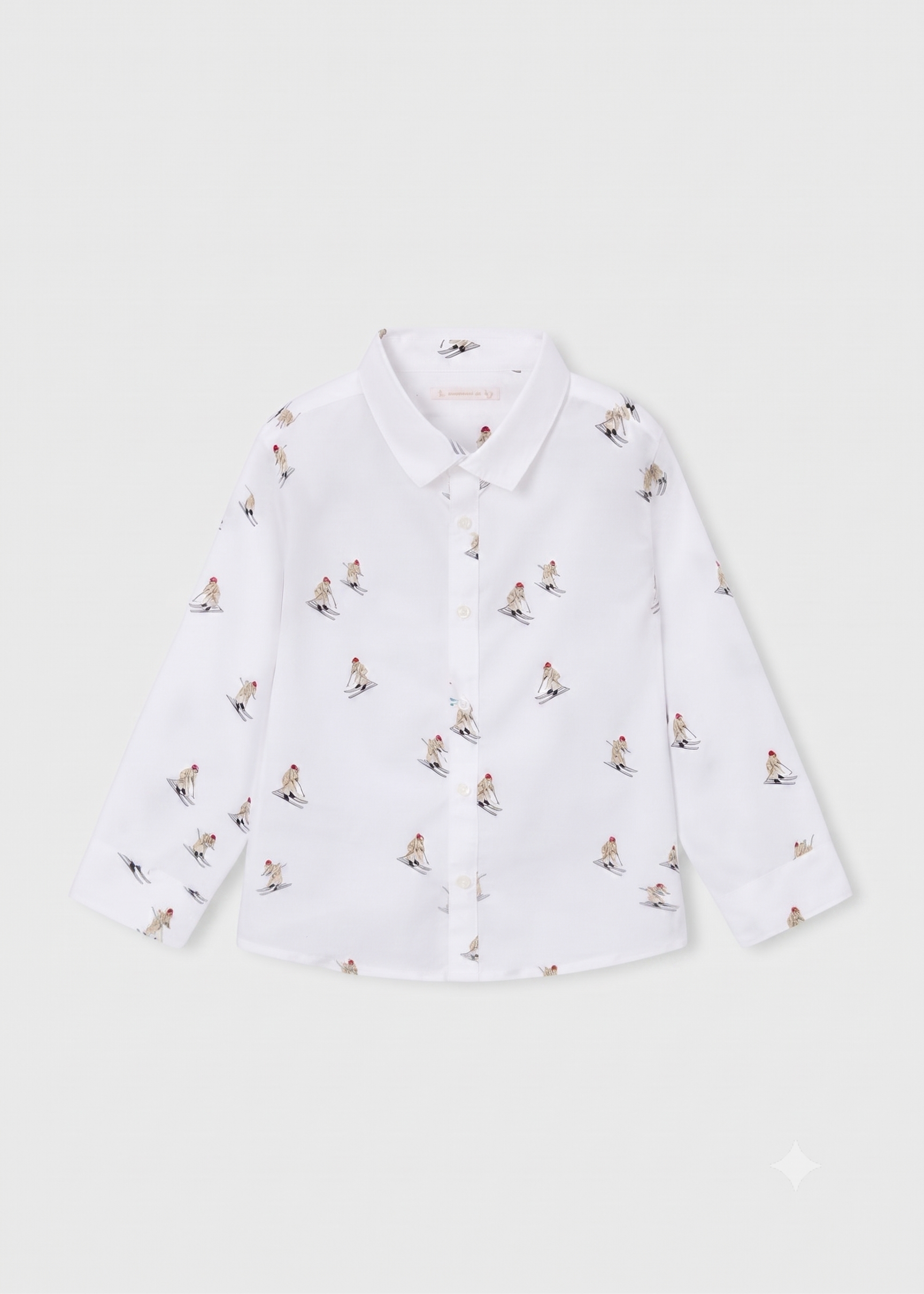 Camisa manga larga  estampado esquiadores color blanco, niño.