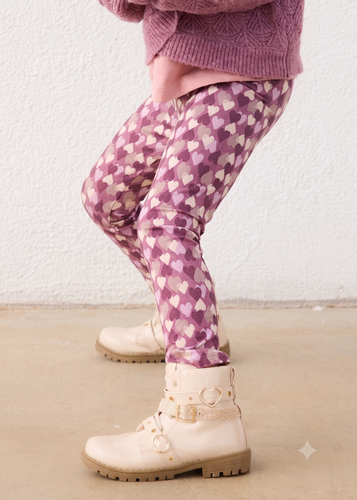 Leggings de punto estampado corazones niña