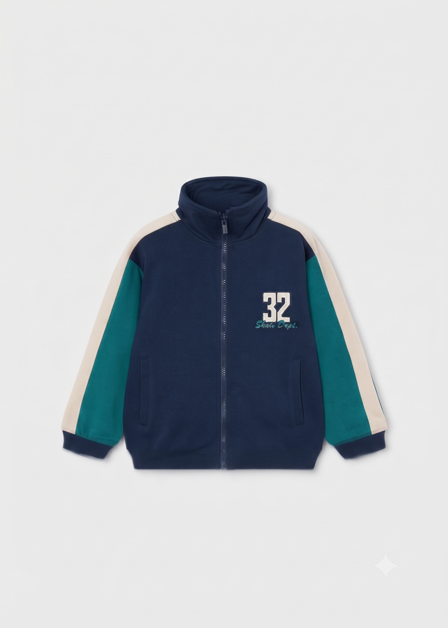 Conjunto deportivo de chaqueta y dos pantalones, niño.