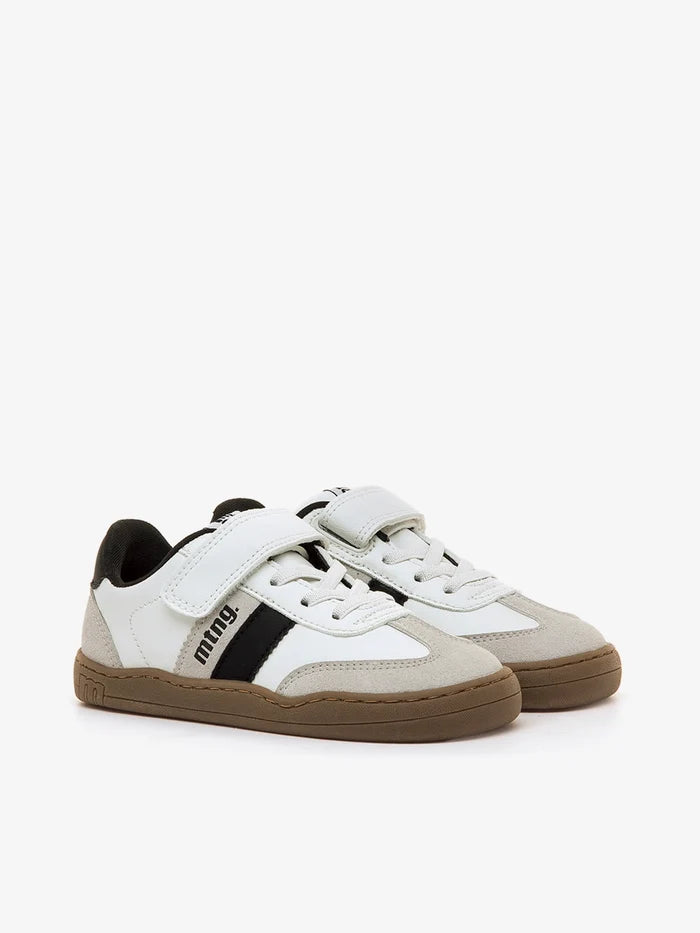 Zapatilla deportiva un velcro niño