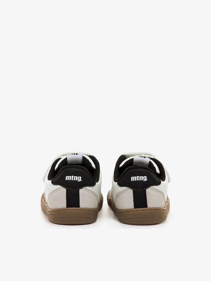 Zapatilla deportiva un velcro niño