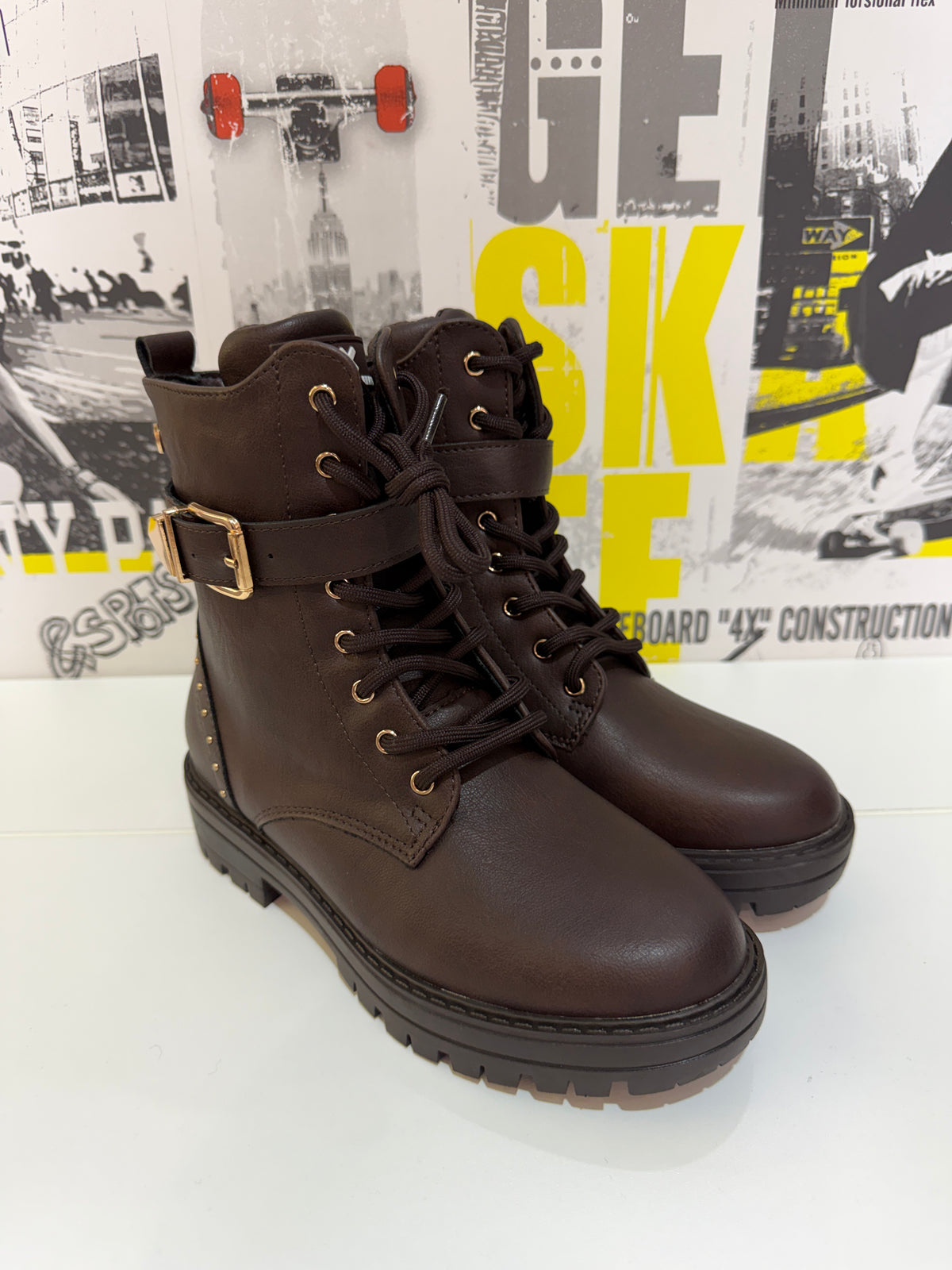 Bota militar hebilla dorada