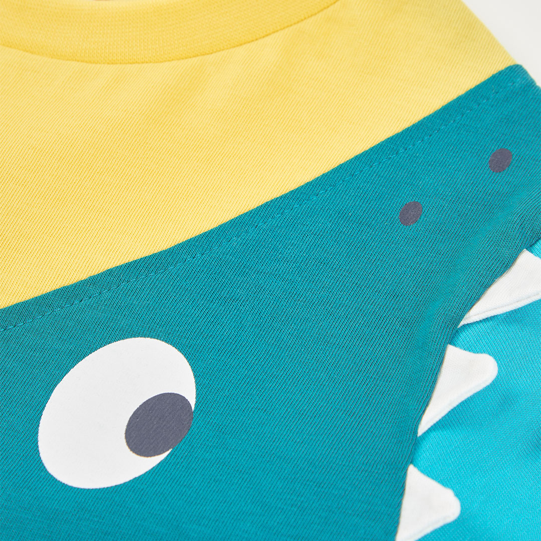 Camiseta amarilla Tiburón