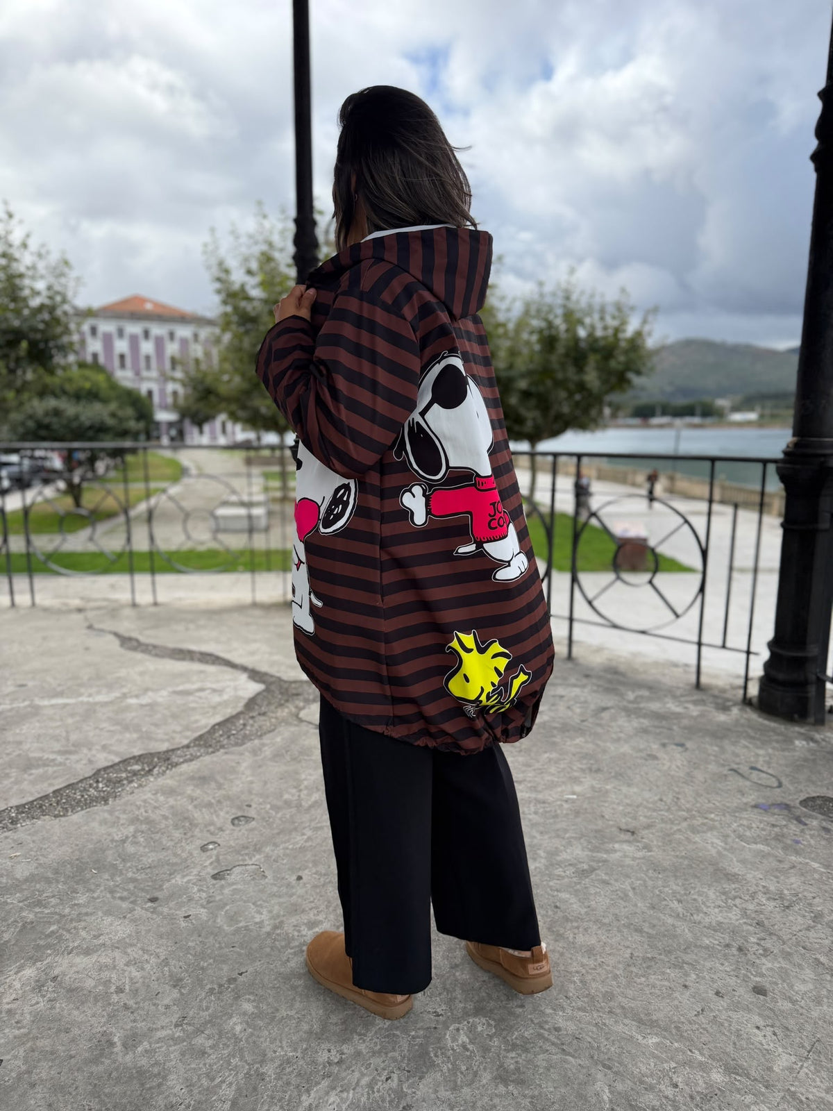 Chubasquero sin forro interior Snoopy rayas mujer