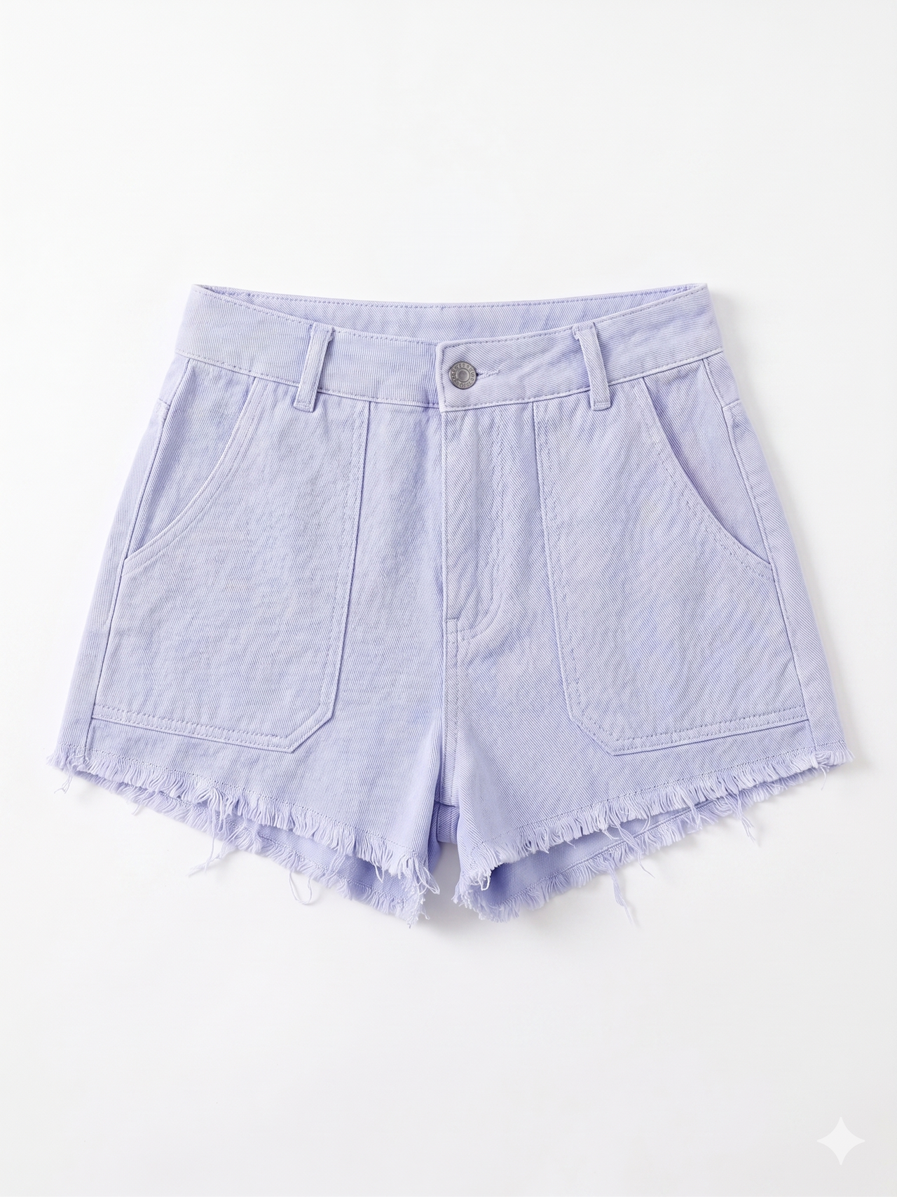 Short denim bajo deshilachado chica.