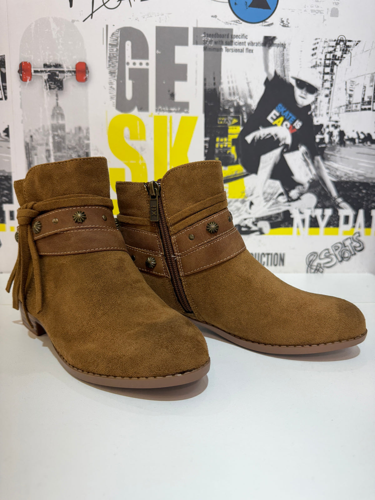 Botin campero antelina camel